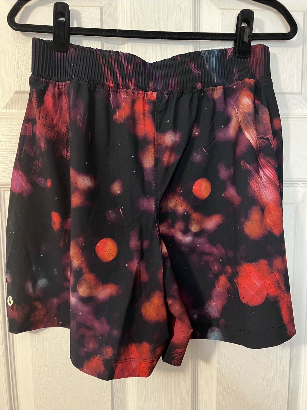#532 NWT Lululemon Team Canada Swift HR Short 6.5” Graphic Multi M - Picture 3 of 7